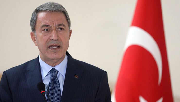 وزير الدفاع التركي: (ي ب ك) الإرهابي ينتهك الاتفاقات المبرمة مع موسكو وواشنطن