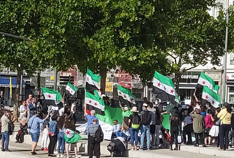 Suriye Uğruna ... Devrimimiz ve Fransa'nın Lyon Kentinde Özgür Duruş Uğruna 