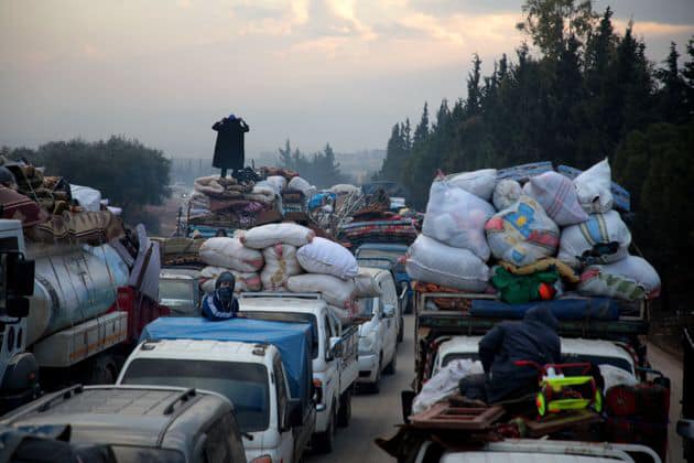 نزوح نحو 1.7 مليون سوري منذ توقيع اتفاق “سوتشي” بشأن إدلب