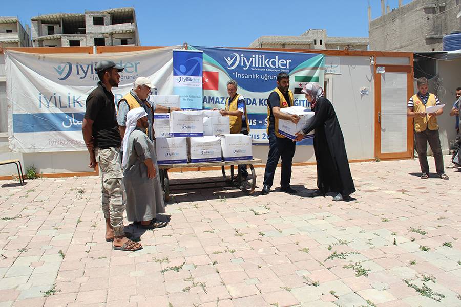 استمرار المساعدات في مركز جمعية إييلكدار İyilikder للمساعدات فرع غازي عنتاب