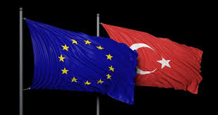 تركيا تطالب الاتحاد الأوروبي بإطلاق "برنامج القبول الإنساني الطوعي" للاجئين
