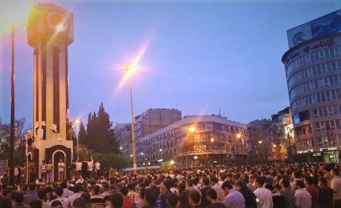 ذكرى اعتصام الساعة في حمص 18-4-2011